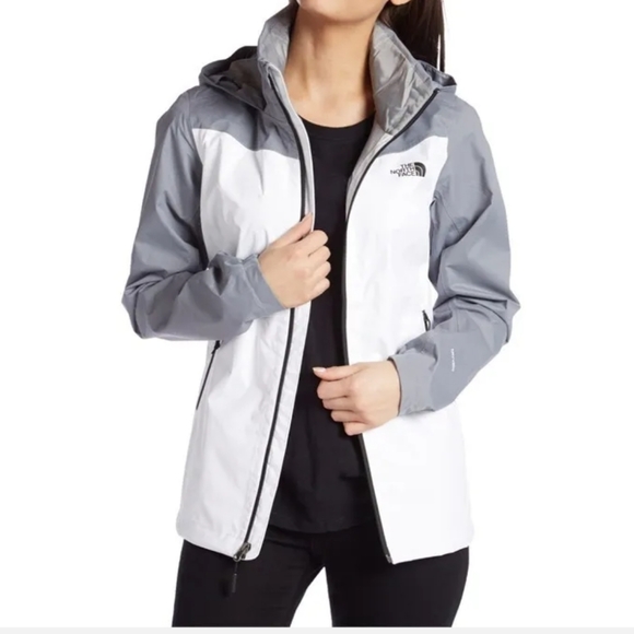 The North Face Jackets & Blazers - The North Face Women's Grey/White Resolve Plus Jacket Full Zip-Up Size Large